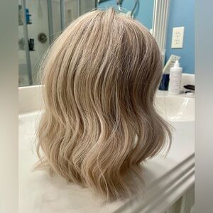 ✨Final Price✨ Lusta Human Hair Topper, 14” cool blonde